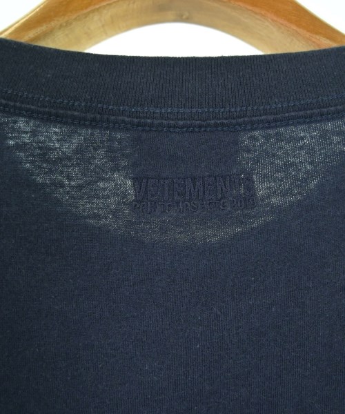VETEMENTS（ヴェトモン）Tシャツ・カットソー 紺 サイズ:S メンズ/2200714193120