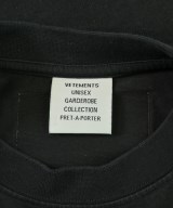 VETEMENTS（ヴェトモン）Tシャツ・カットソー 黒 サイズ:L メンズ/2200714898056