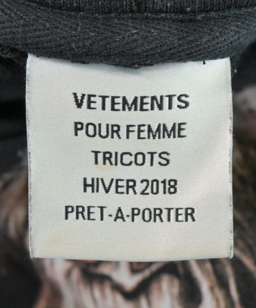 VETEMENTS（ヴェトモン）パーカー 黒 サイズ:XS レディース/2200634044014
