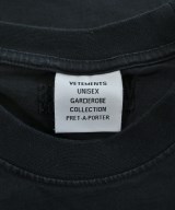VETEMENTS（ヴェトモン）Tシャツ・カットソー 黒 サイズ:S メンズ/2200650029057