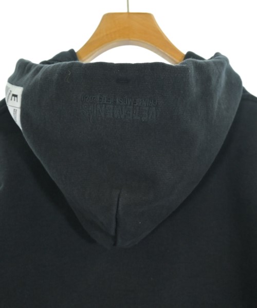 VETEMENTS（ヴェトモン）パーカー 黒 サイズ:L メンズ/2200651300032