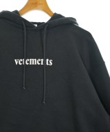 VETEMENTS（ヴェトモン）パーカー 黒 サイズ:L メンズ/2200651300032