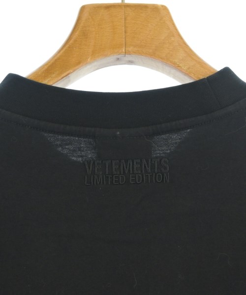 VETEMENTS（ヴェトモン）Tシャツ・カットソー 黒 サイズ:L メンズ/2200702572029