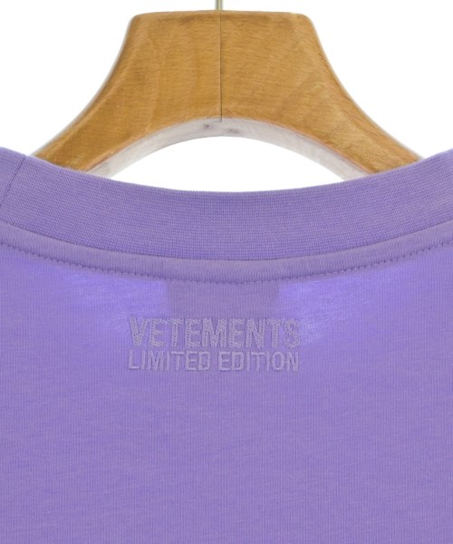 VETEMENTS（ヴェトモン）Tシャツ・カットソー 紫 サイズ:XS メンズ/2200702572043