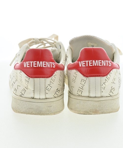 VETEMENTS（ヴェトモン）スニーカー 白 サイズ:EU42(27cm位) メンズ/2200704897069
