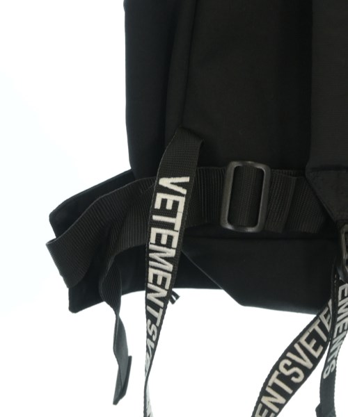 VETEMENTS（ヴェトモン）バックパック・リュック 黒 サイズ:- メンズ/2200707378053