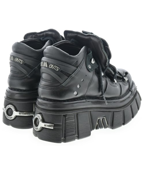 VETEMENTS（ヴェトモン）スニーカー 黒 サイズ:EU42(27cm位) メンズ/2200707378077