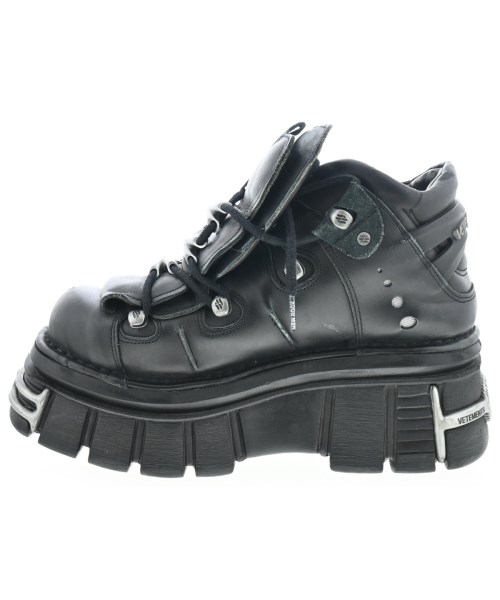 VETEMENTS（ヴェトモン）スニーカー 黒 サイズ:EU42(27cm位) メンズ/2200707378077