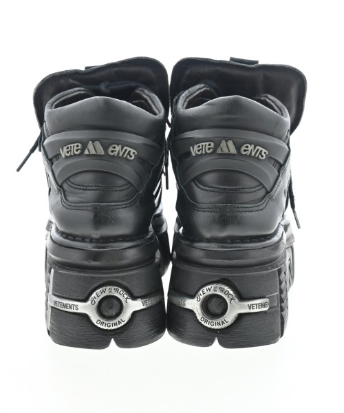 VETEMENTS（ヴェトモン）スニーカー 黒 サイズ:EU42(27cm位) メンズ/2200707378077