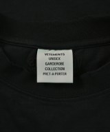 VETEMENTS（ヴェトモン）Tシャツ・カットソー 黒 サイズ:L メンズ/2200665795084