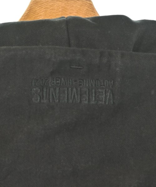 VETEMENTS（ヴェトモン）パーカー 黒 サイズ:M メンズ/2200671605018