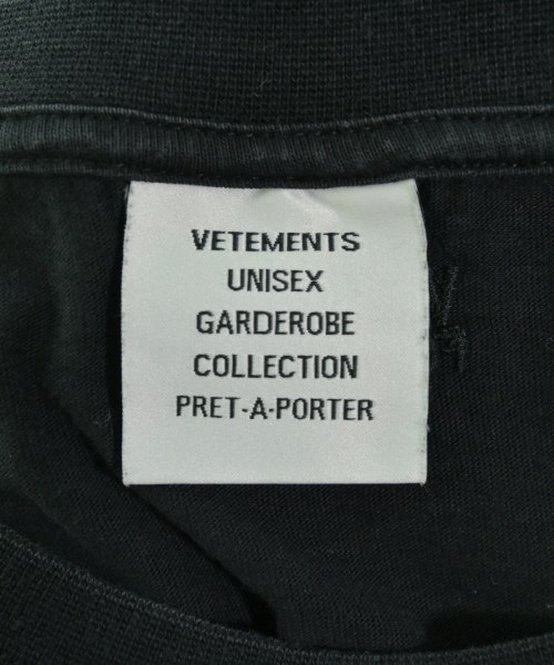 VETEMENTS（ヴェトモン）Tシャツ・カットソー 黒 サイズ:L メンズ/2200727823120