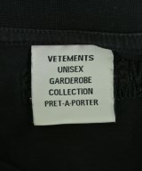 VETEMENTS（ヴェトモン）Tシャツ・カットソー 黒 サイズ:S メンズ/2200727823144