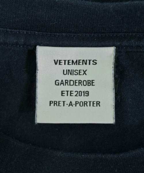 VETEMENTS（ヴェトモン）Tシャツ・カットソー 紺 サイズ:M メンズ/2200727882196
