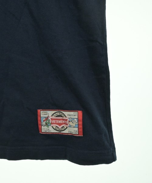 VETEMENTS（ヴェトモン）Tシャツ・カットソー 紺 サイズ:M メンズ/2200727882196