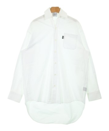 VETEMENTS ヴェトモン カジュアルシャツ XS 白 【古着】【中古】【送料無料】 VETEMENTS（ヴェトモン）カジュアルシャツ 白 サイズ:S メンズ
