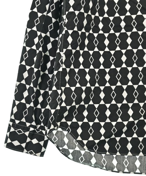 COMME des GARCONS HOMME DEUX（コムデギャルソンオムドゥ）カジュアルシャツ 黒 サイズ:S メンズ/2200650662049