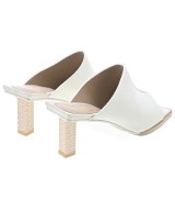 JACQUEMUS（ジャックムス）サンダル 白 サイズ:EU36(22.5cm位) レディース/2200677386607