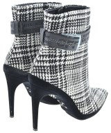 OFF-WHITE（オフホワイト）ブーツ 黒 サイズ:EU38(24.5cm位) レディース/2200640516208