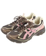 asics スニーカー
