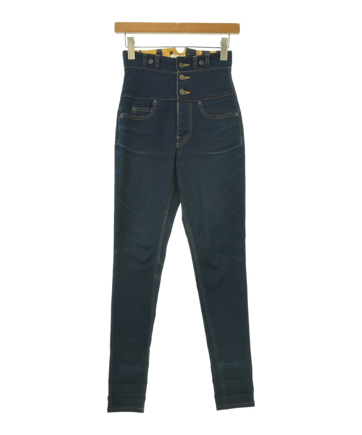 ●美品 PT01 42 ルーマニア製 定価¥50,000程 イタリア鉄板パンツ 美品 PT01 42 ルーマニア製 定価¥50,000程 イタリア鉄板パンツ