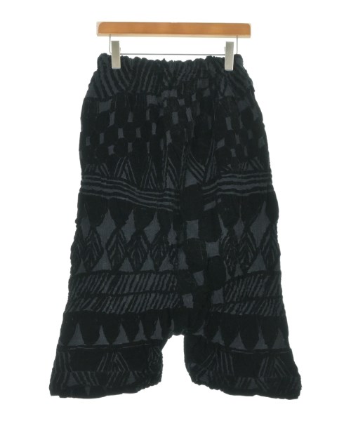 me ISSEY MIYAKE（ミーイッセイミヤケ）クロップドパンツ 黒 サイズ:F レディース/2200634850134