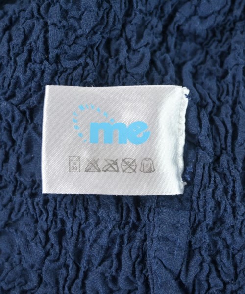 me ISSEY MIYAKE（ミーイッセイミヤケ）ブラウス 紺 サイズ:F レディース/2200624351030