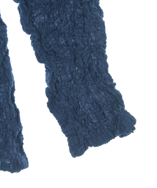 me ISSEY MIYAKE（ミーイッセイミヤケ）ブラウス 紺 サイズ:F レディース/2200624351030