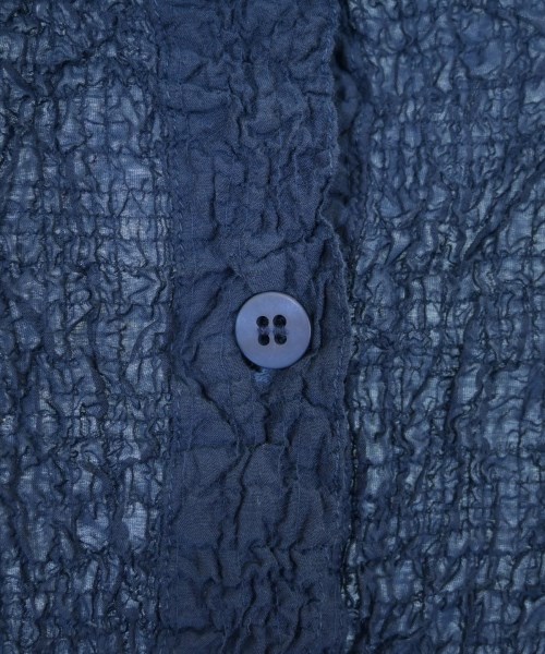 me ISSEY MIYAKE（ミーイッセイミヤケ）ブラウス 紺 サイズ:F レディース/2200624351030