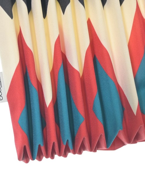 me ISSEY MIYAKE（ミーイッセイミヤケ）トートバッグ 白 サイズ:- レディース/2200638558036