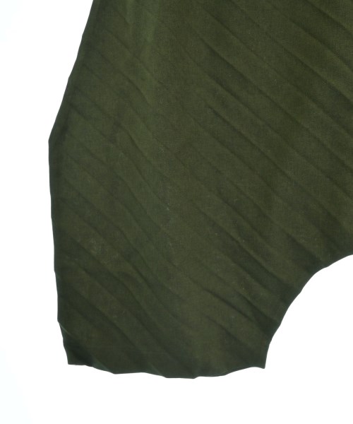 me ISSEY MIYAKE（ミーイッセイミヤケ）その他 カーキ サイズ:-(M位) レディース/2200639571157