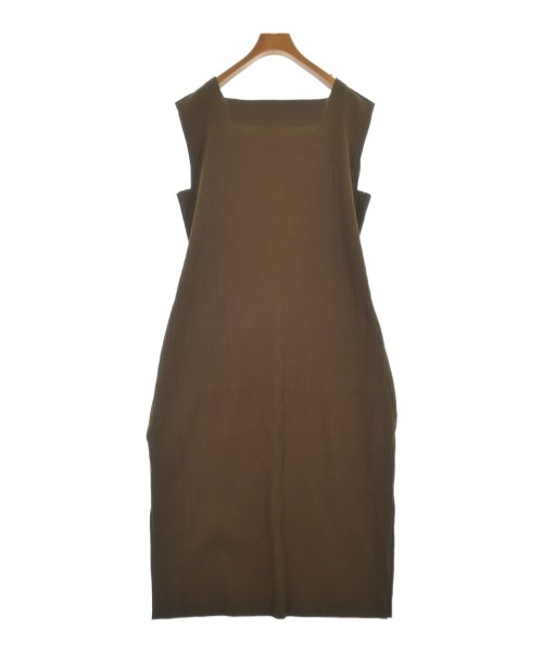 me ISSEY MIYAKE（ミーイッセイミヤケ）ワンピース 茶 サイズ:F レディース/2200639571188