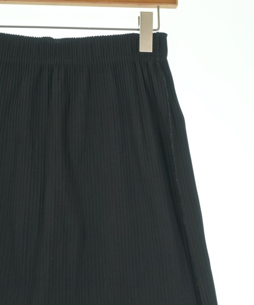 me ISSEY MIYAKE（ミーイッセイミヤケ）ひざ丈スカート 黒 サイズ:F レディース/2200642516107