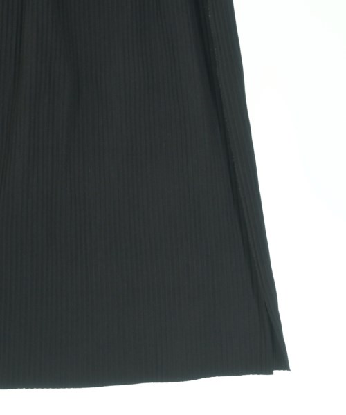 me ISSEY MIYAKE（ミーイッセイミヤケ）ひざ丈スカート 黒 サイズ:F レディース/2200642516107