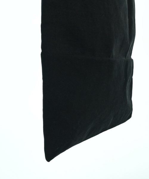 me ISSEY MIYAKE（ミーイッセイミヤケ）ハンドバッグ 黒 サイズ:- レディース/2200643970014