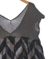 me ISSEY MIYAKE（ミーイッセイミヤケ）ワンピース 茶 サイズ:-(M位) レディース/2200634060199