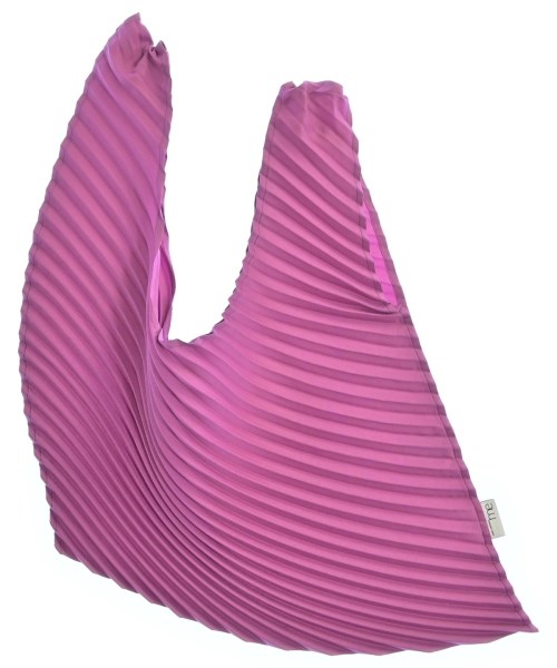 ミーイッセイミヤケ(me ISSEY MIYAKE)のme ISSEY MIYAKE トートバッグ