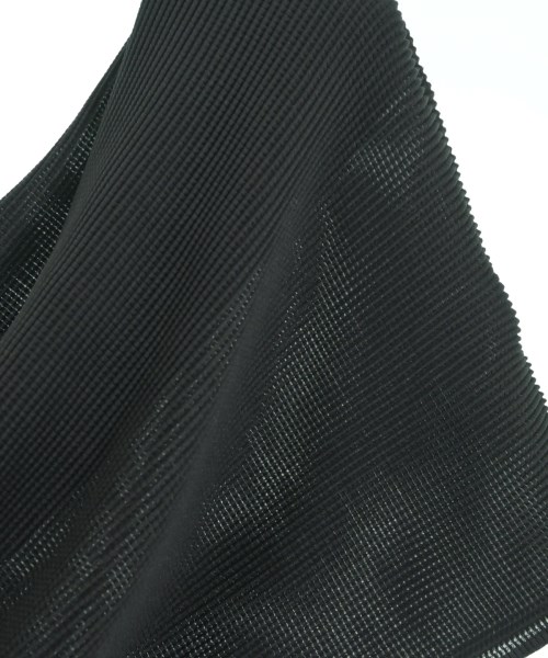 me ISSEY MIYAKE（ミーイッセイミヤケ）ブラウス 黒 サイズ:-(XL位) レディース/2200629819023