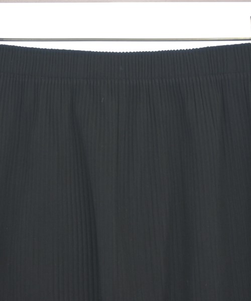 me ISSEY MIYAKE（ミーイッセイミヤケ）ひざ丈スカート 黒 サイズ:-(M位) レディース/2200606975070