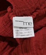 me ISSEY MIYAKE（ミーイッセイミヤケ）カジュアルシャツ 赤 サイズ:F レディース/2200605132313