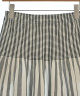 me ISSEY MIYAKE（ミーイッセイミヤケ）ロング・マキシ丈スカート グレー サイズ:-(M位) レディース/2200675114042