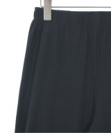 me ISSEY MIYAKE（ミーイッセイミヤケ）その他 黒 サイズ:-(M位) レディース/2200675114066