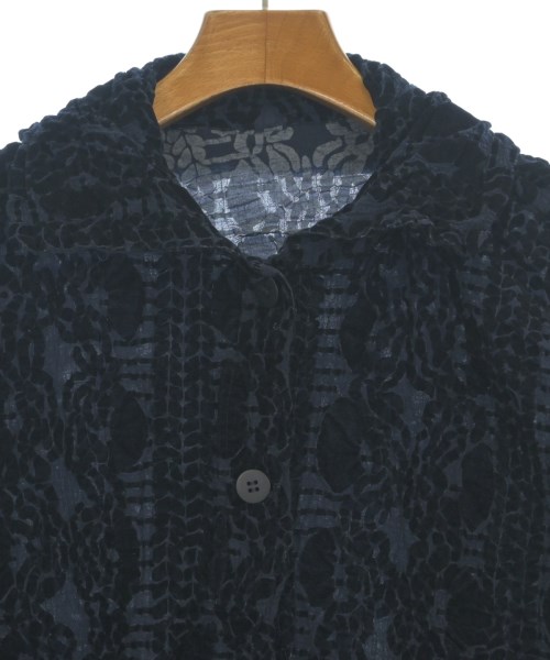me ISSEY MIYAKE（ミーイッセイミヤケ）カジュアルシャツ 紺 サイズ:F レディース/2200676777055