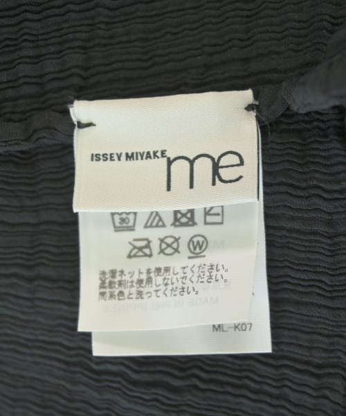 me ISSEY MIYAKE（ミーイッセイミヤケ）カジュアルシャツ 黒 サイズ:-(M位) レディース/2200676777079