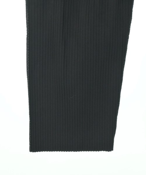 me ISSEY MIYAKE（ミーイッセイミヤケ）その他 黒 サイズ:-(M位) レディース/2200679058069