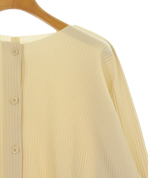 me ISSEY MIYAKE（ミーイッセイミヤケ）カジュアルシャツ ベージュ サイズ:F レディース/2200698477025