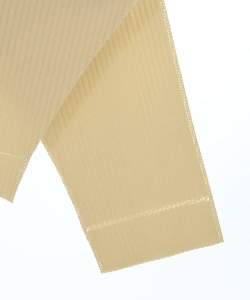 me ISSEY MIYAKE（ミーイッセイミヤケ）カジュアルシャツ ベージュ サイズ:F レディース/2200698477025