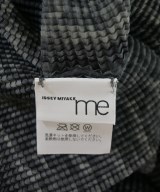 me ISSEY MIYAKE（ミーイッセイミヤケ）Tシャツ・カットソー グレー サイズ:-(S位) レディース/2200698974043