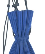 me ISSEY MIYAKE（ミーイッセイミヤケ）バックパック・リュック 青 サイズ:- レディース/2200697196088