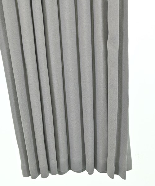 me ISSEY MIYAKE（ミーイッセイミヤケ）その他 グレー サイズ:-(L位) レディース/2200700239092